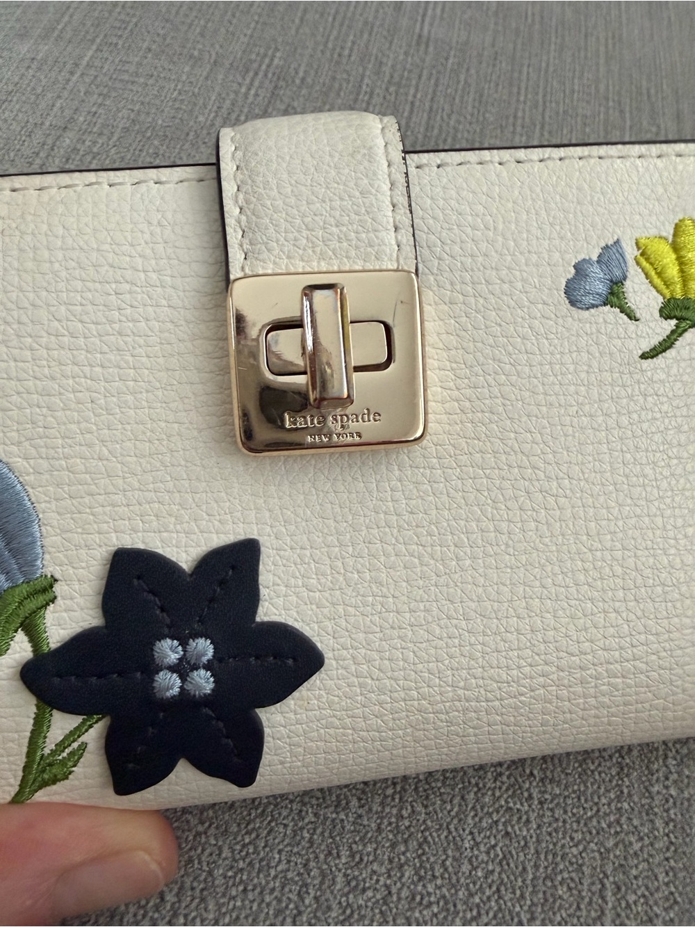 kate spade Cream Leather Floral Appliqué Wallet with Gold Hardware - Picture 2 of 12